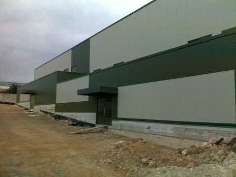 wearhouse structure and cladding