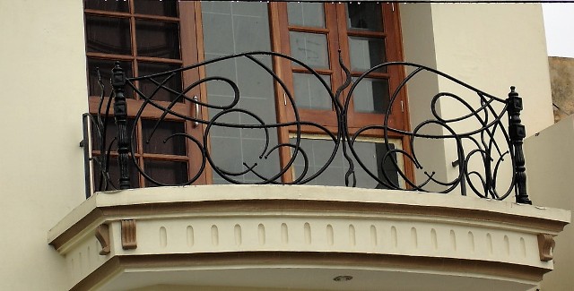 modern metal balustrade