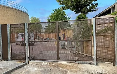 estate metal gate
